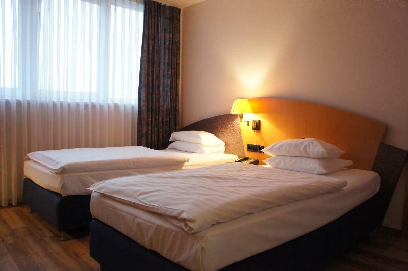 Arvena Messe Hotel Nuremberg Exterior photo